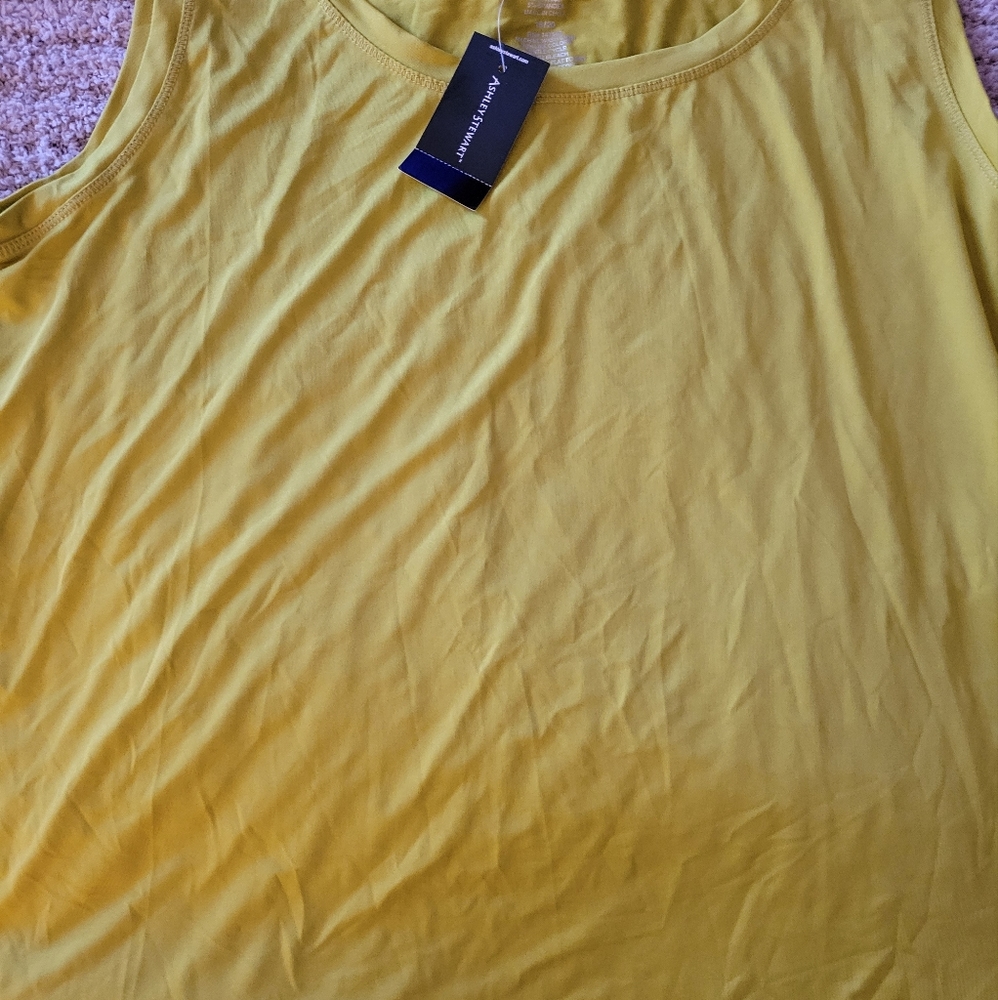 Sleeveless Shirt